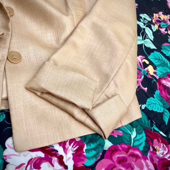 Surabaya Paris vintage golden polyester skirt suit size 12 - Picture 4 of 11